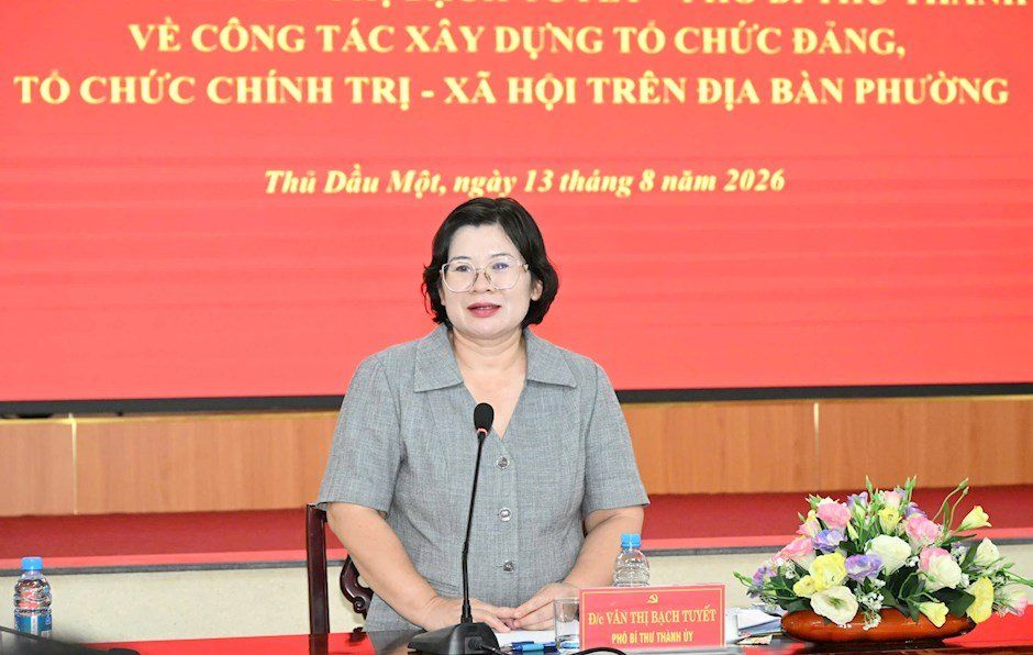 TPHCM TIẾP TỤC SẮP XẾP CÁN BỘ CẤP XÃ THEO NĂNG LỰC, SỞ TRƯỜNG